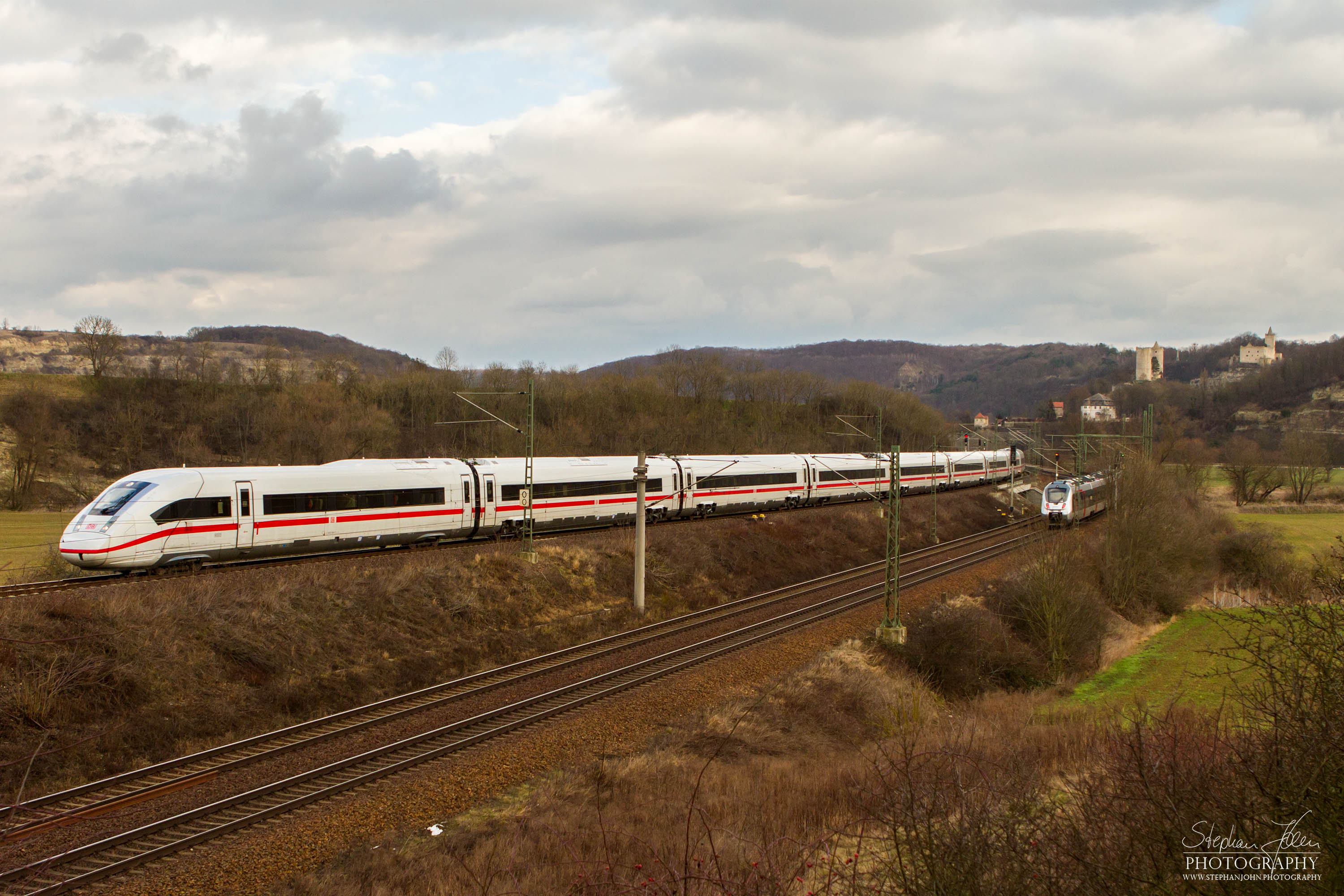 ICE4 9005 (Baureihe 412) als Zug 92010 auf Testfahrt am Abzw. Saaleck