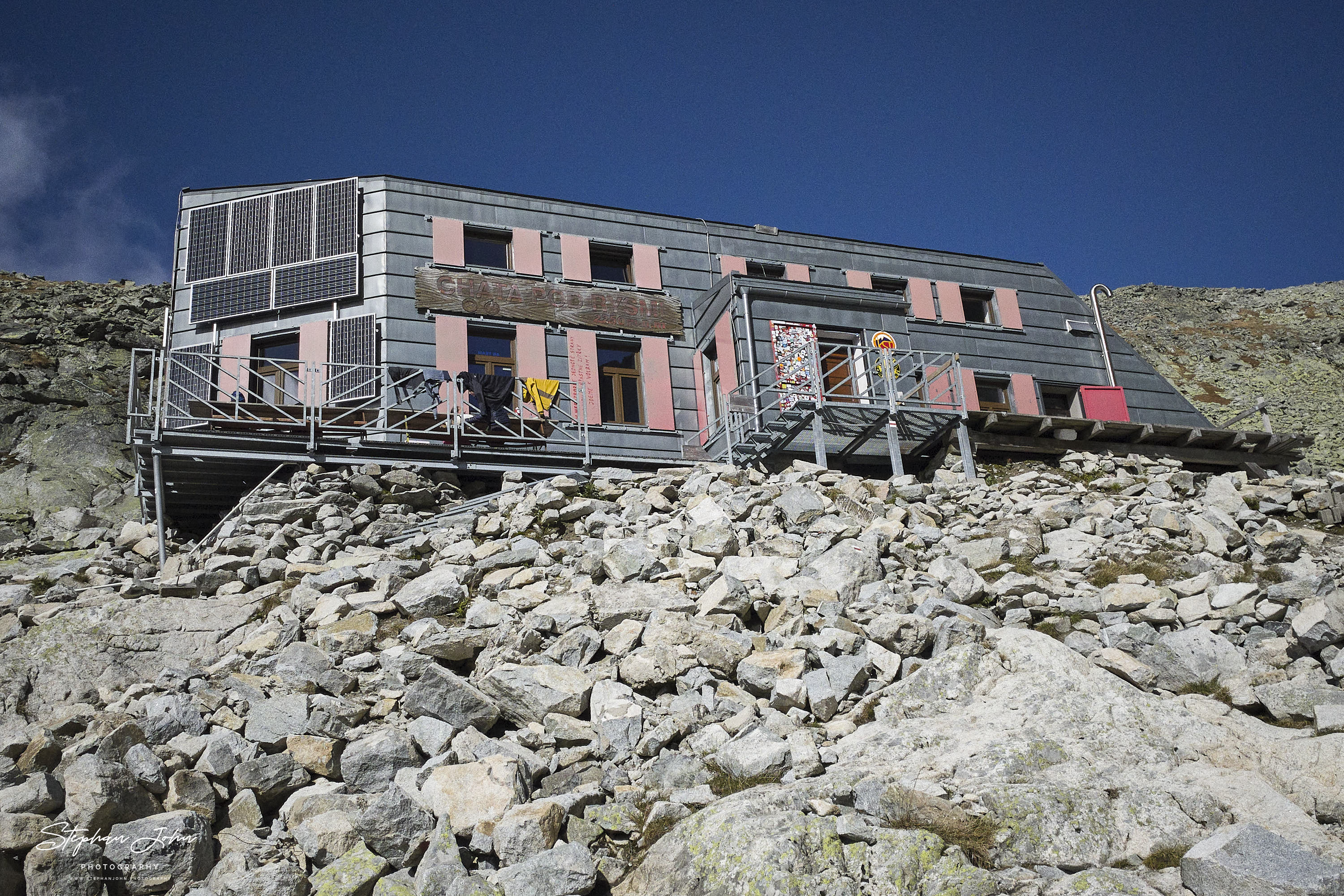 Die Rysy-Hütte (2250 M. ü. NHN) ist die höchstgelegene Hütte in der Hohen Tatra.