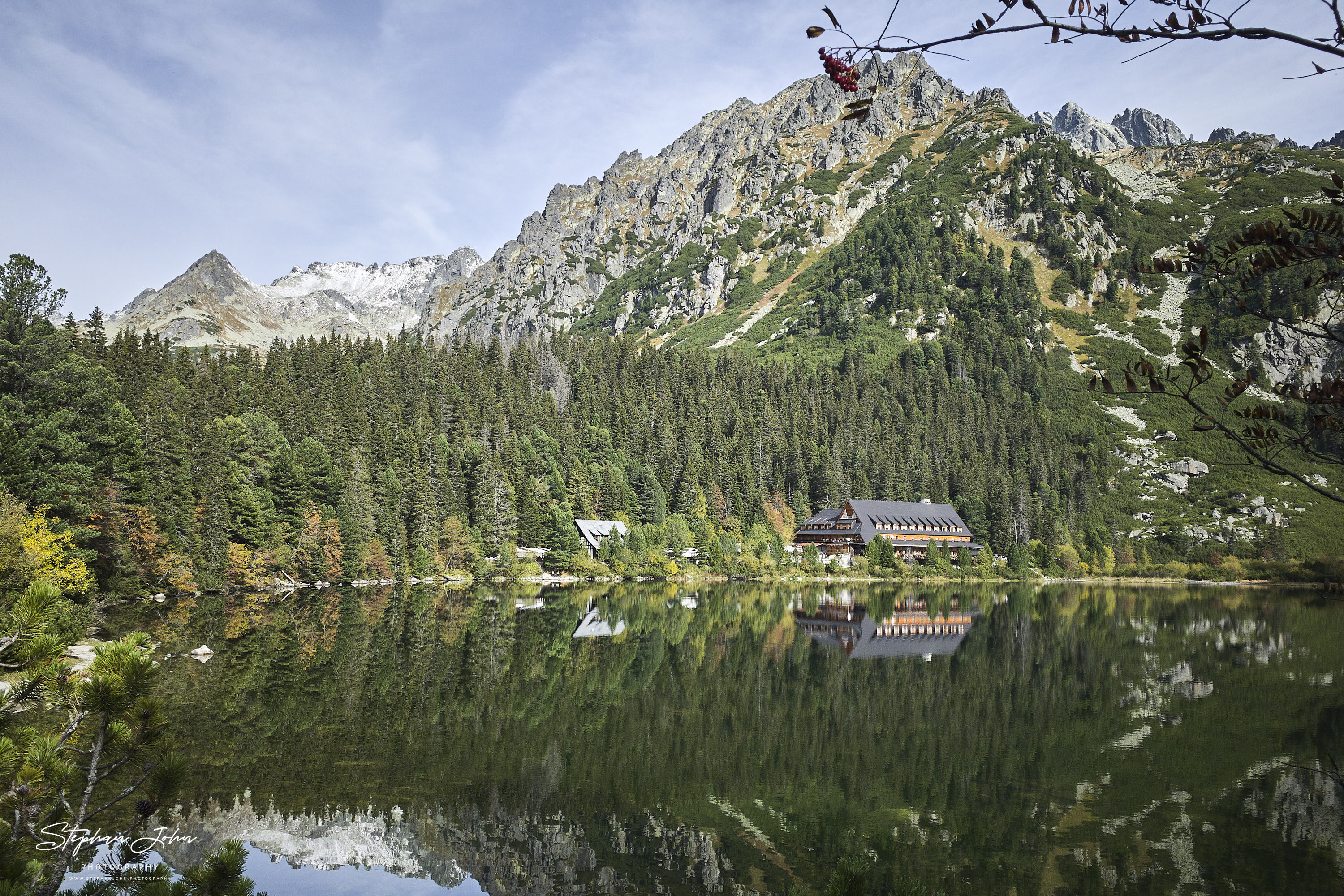 Popradské pleso auf 1.494 m mit dem Berghotel