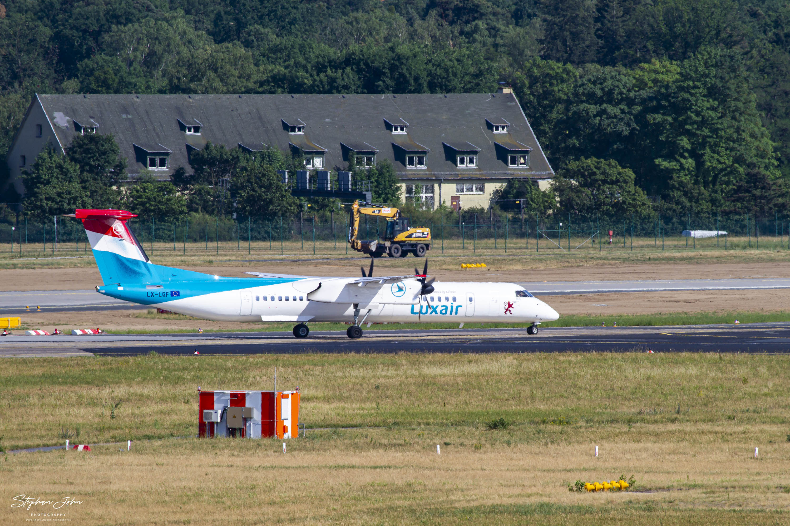 Bombardier DHC-8-400 der Luxair
