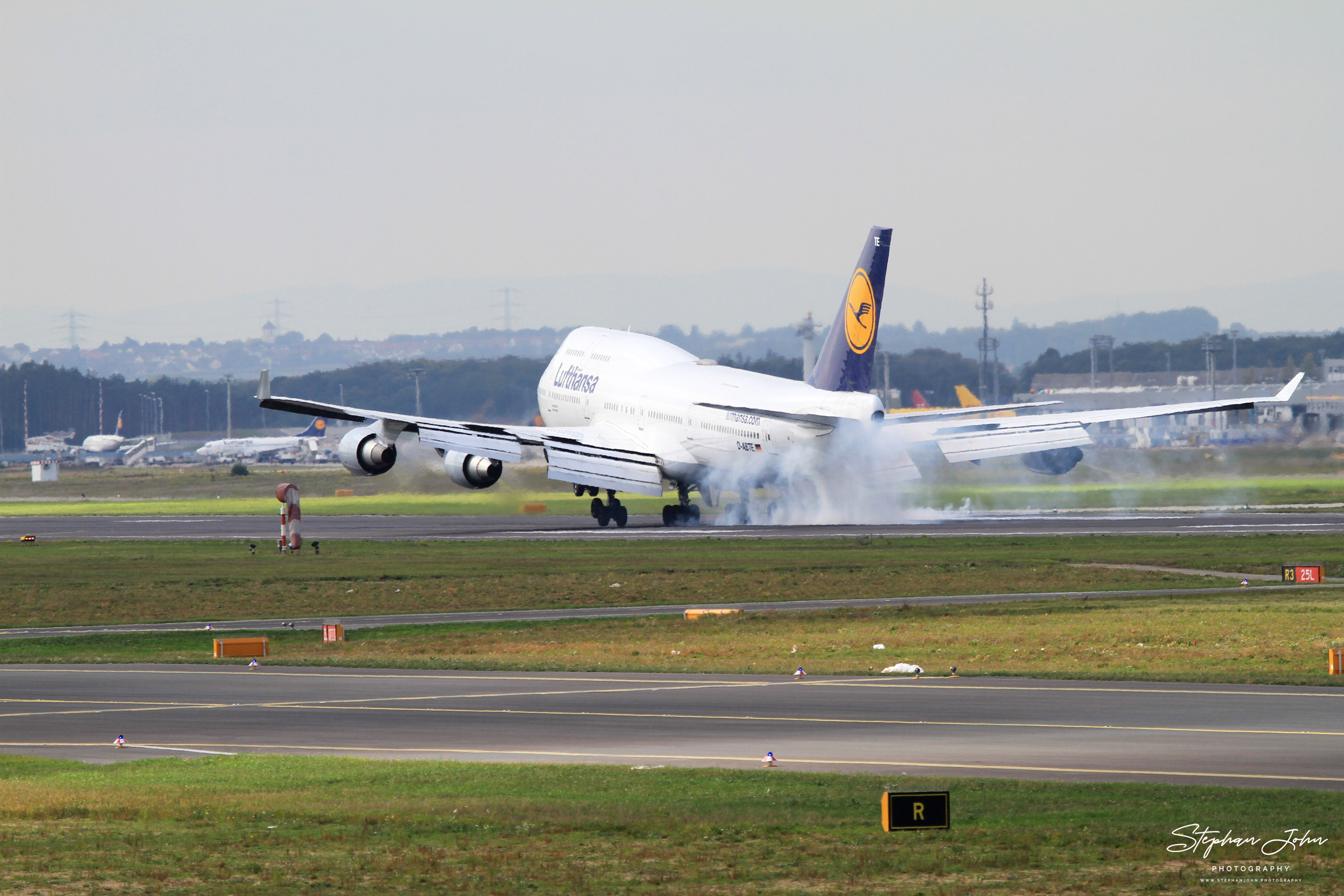 Touchdown der Boeing 747-400 