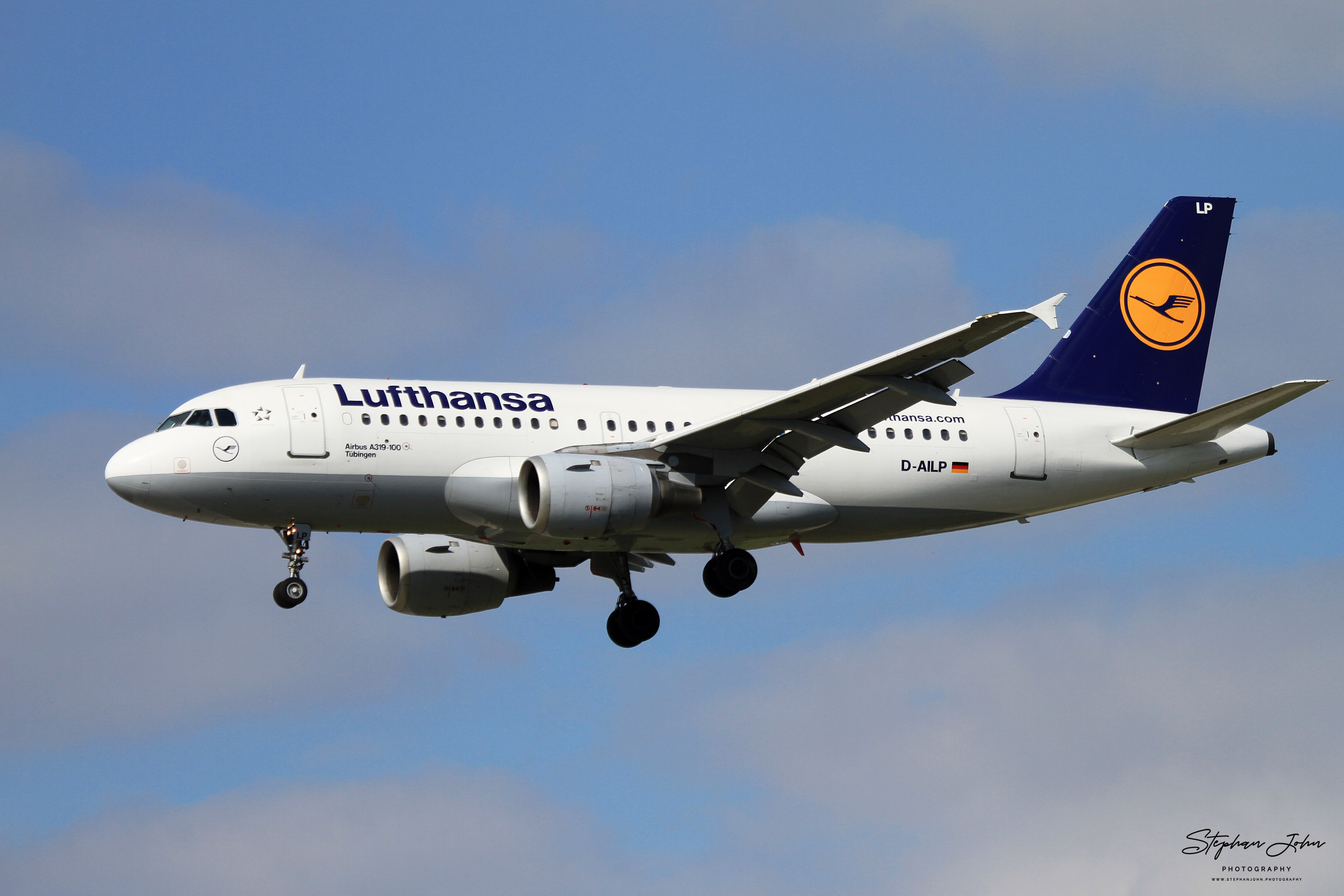 Airbus A319-100 