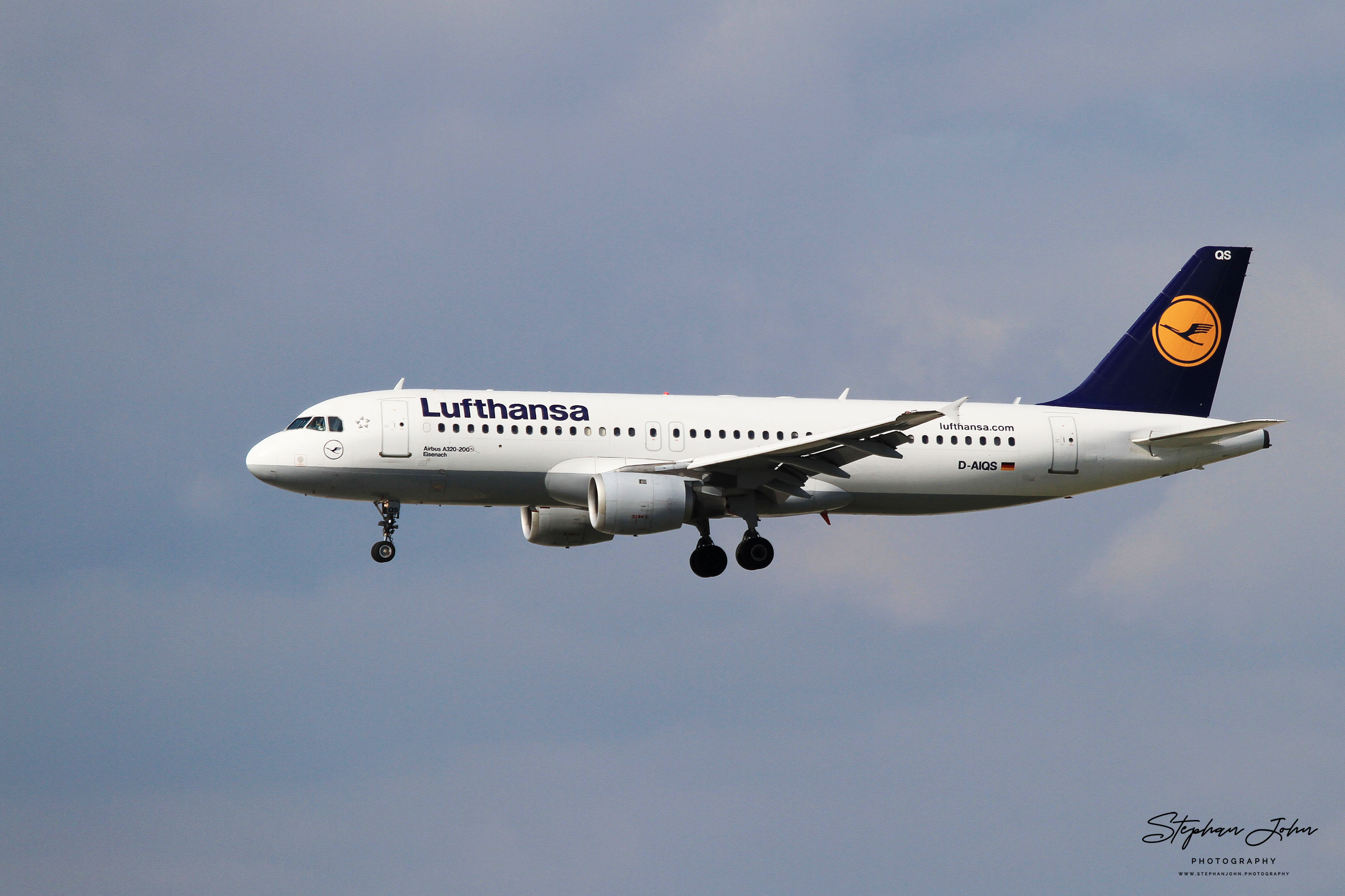 Airbus A320-200 