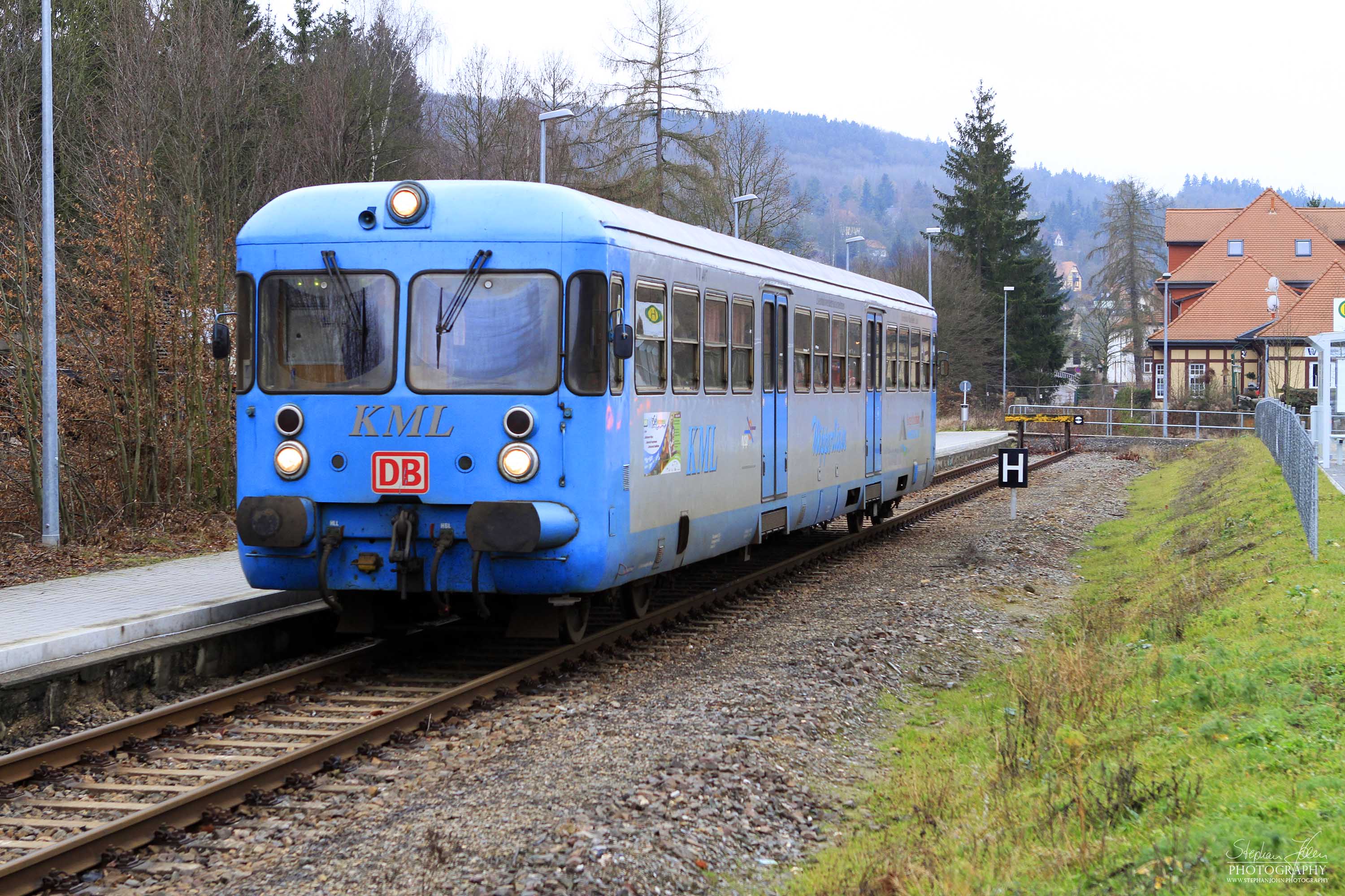 <p>Esslinger Triebwagen der Wipperliese in Wippra</p>