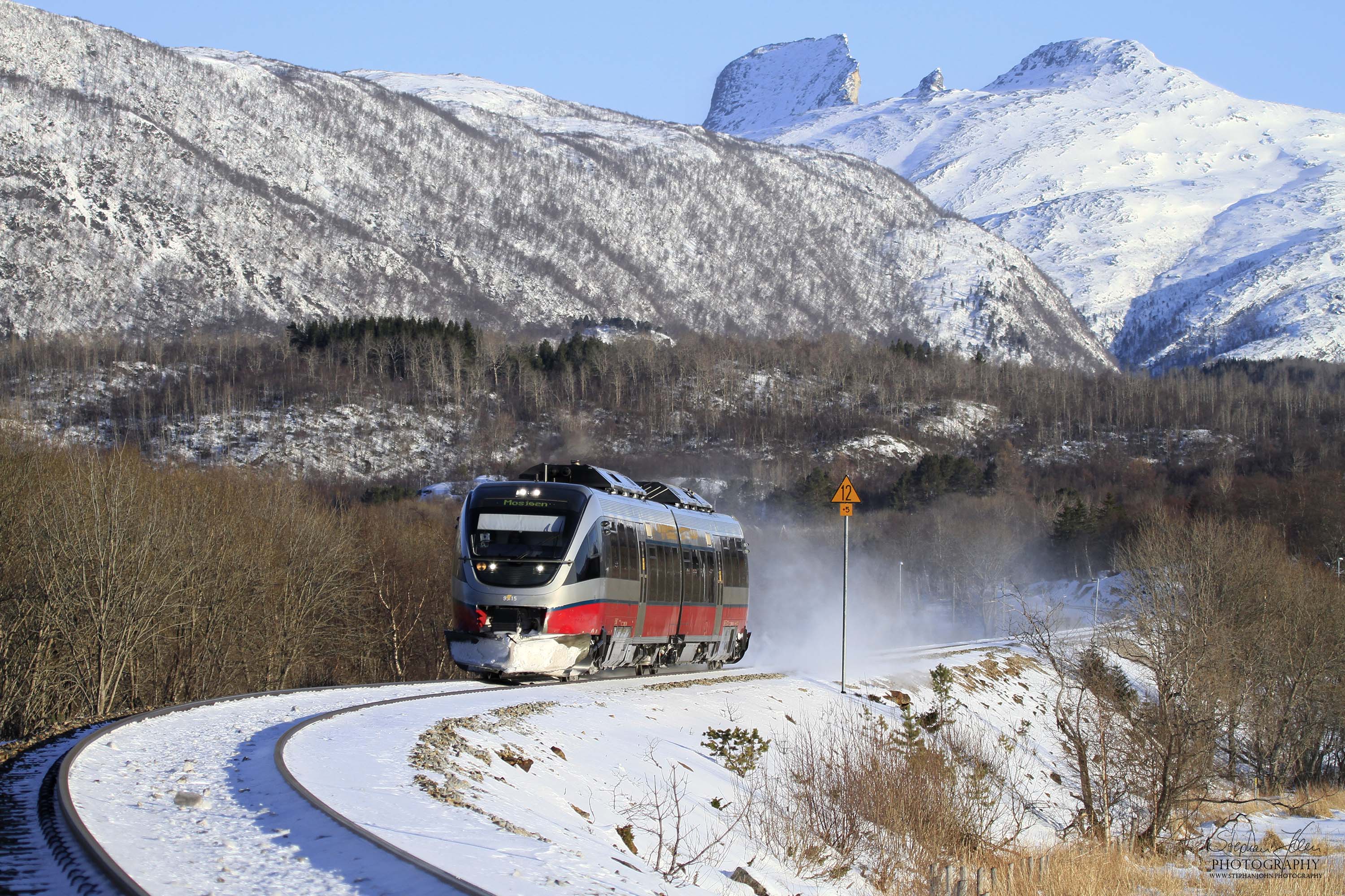 D470 von Bodø nach Mosjøen am 19.03.2013 zwischen Bodø und Fauske