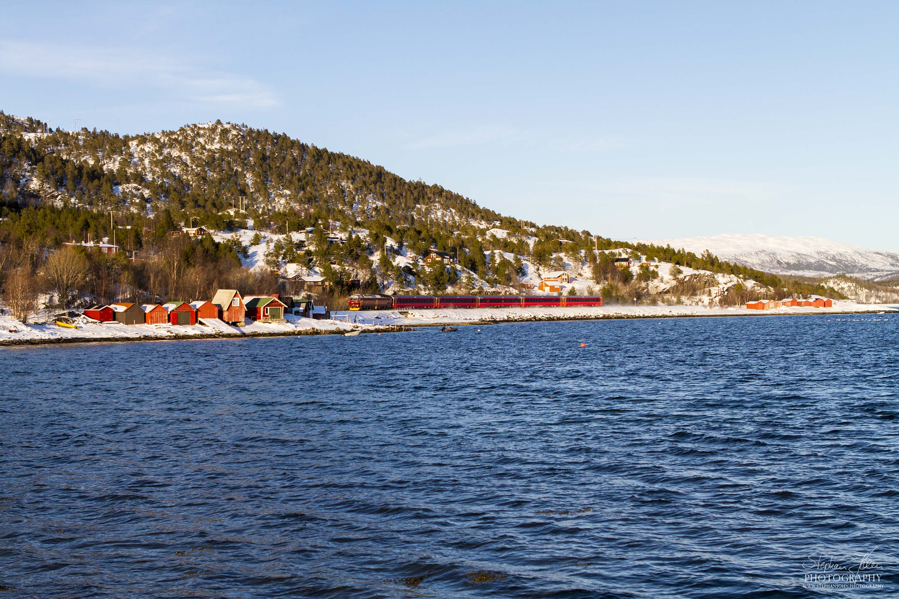 <p>D 471 von Trondheim nach Bodø zwischen Fauske und Bodø am Skjerstadfjord</p>