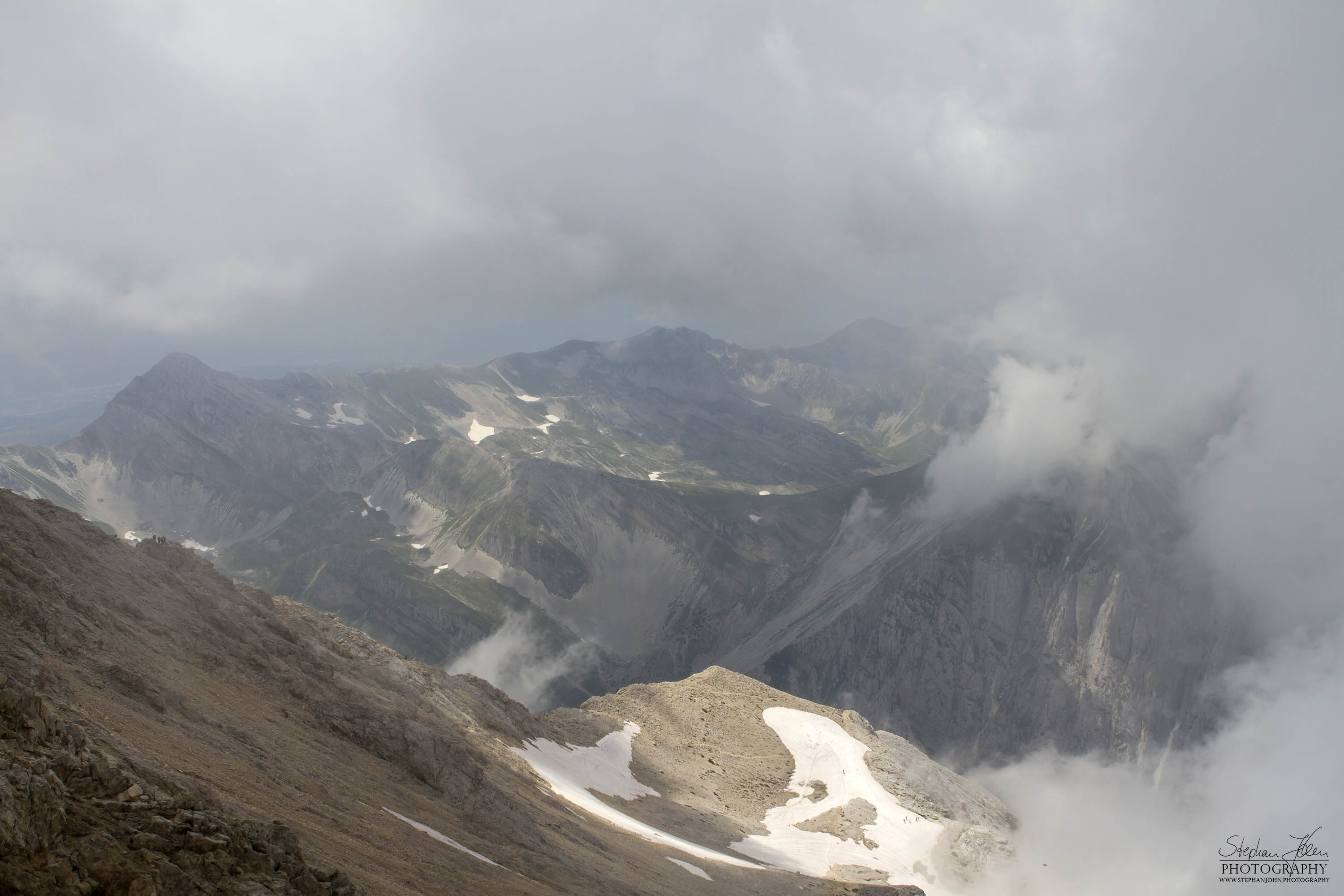 View back to the mountains