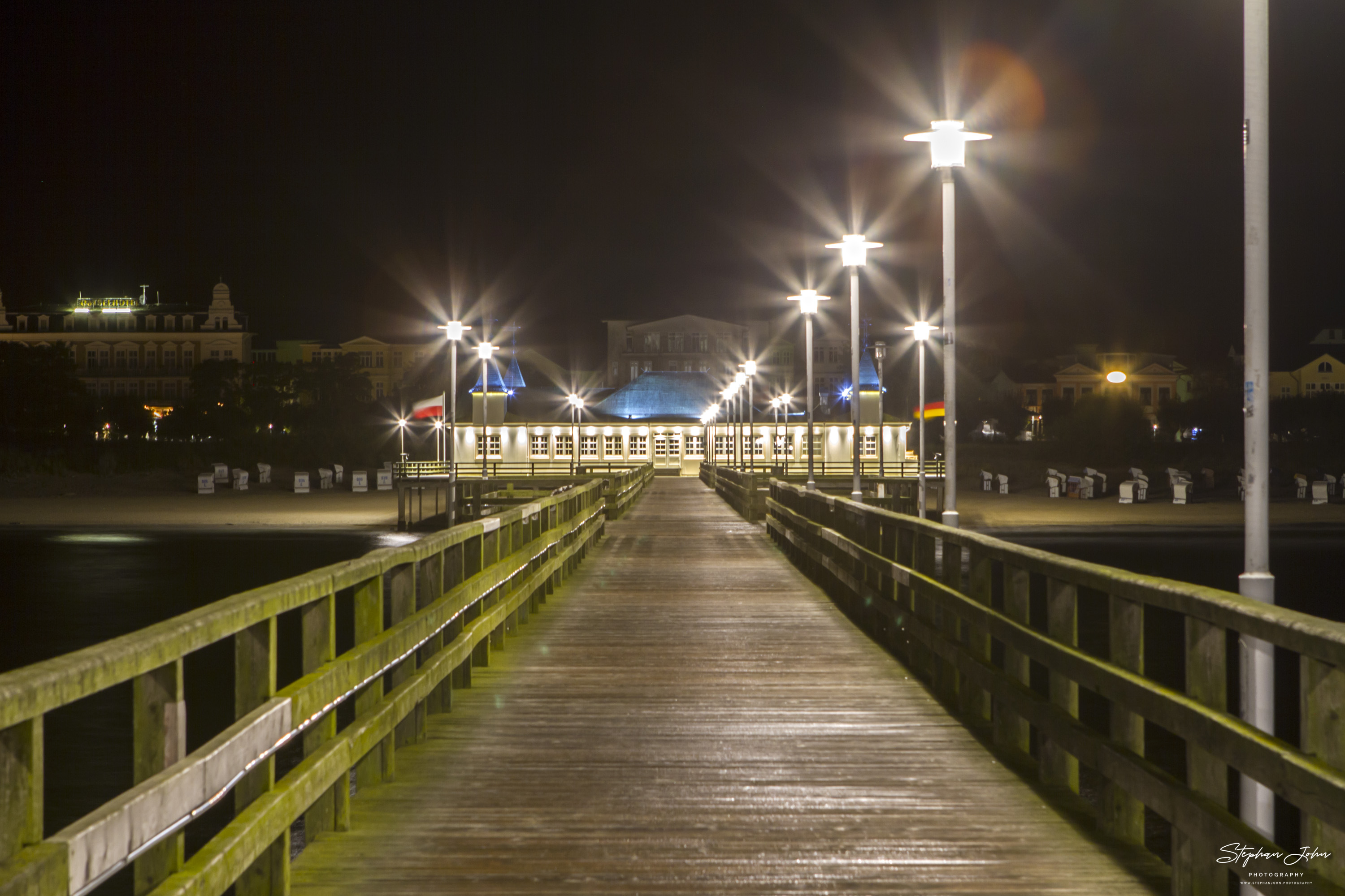 Seebrücke Ahlbeck bei Nacht