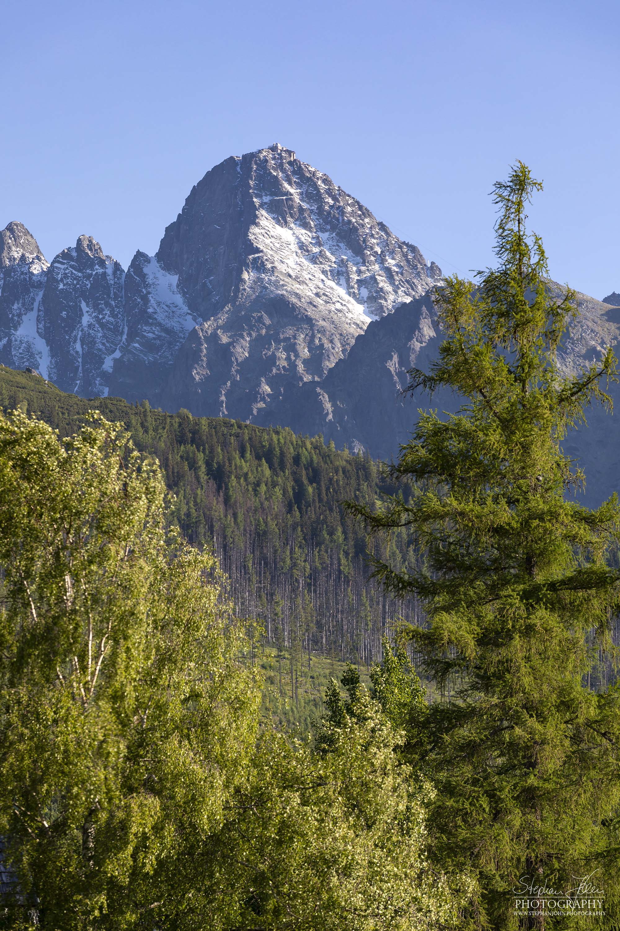 Blick von Stary Smokovec zur 2.632m hohen Lommnitzer Spitze