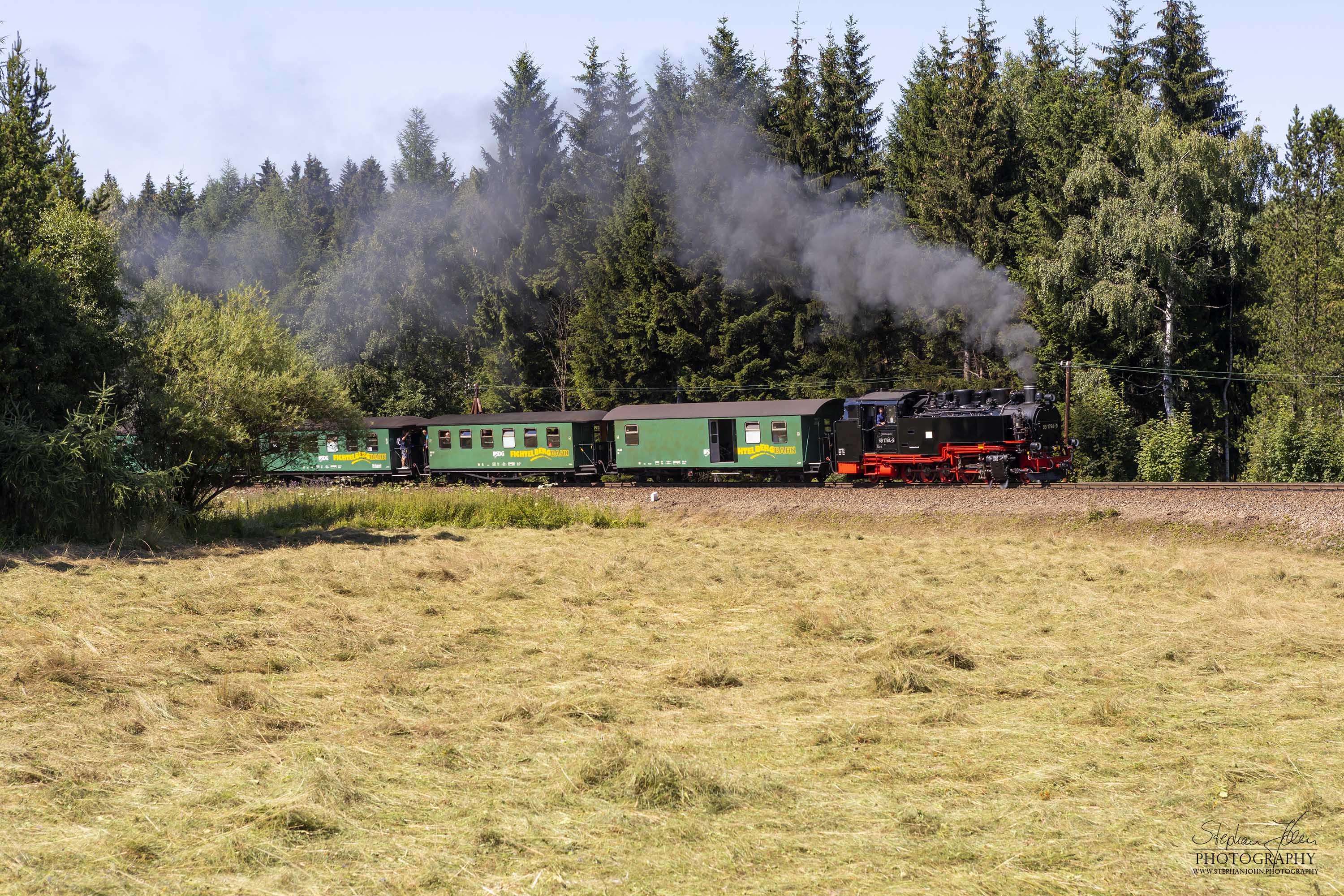 Zug P 1007 mit Lok 99 1794-9 von Cranzahl nach Oberwiesenthal kurz nach Kretscham-Rothensehma