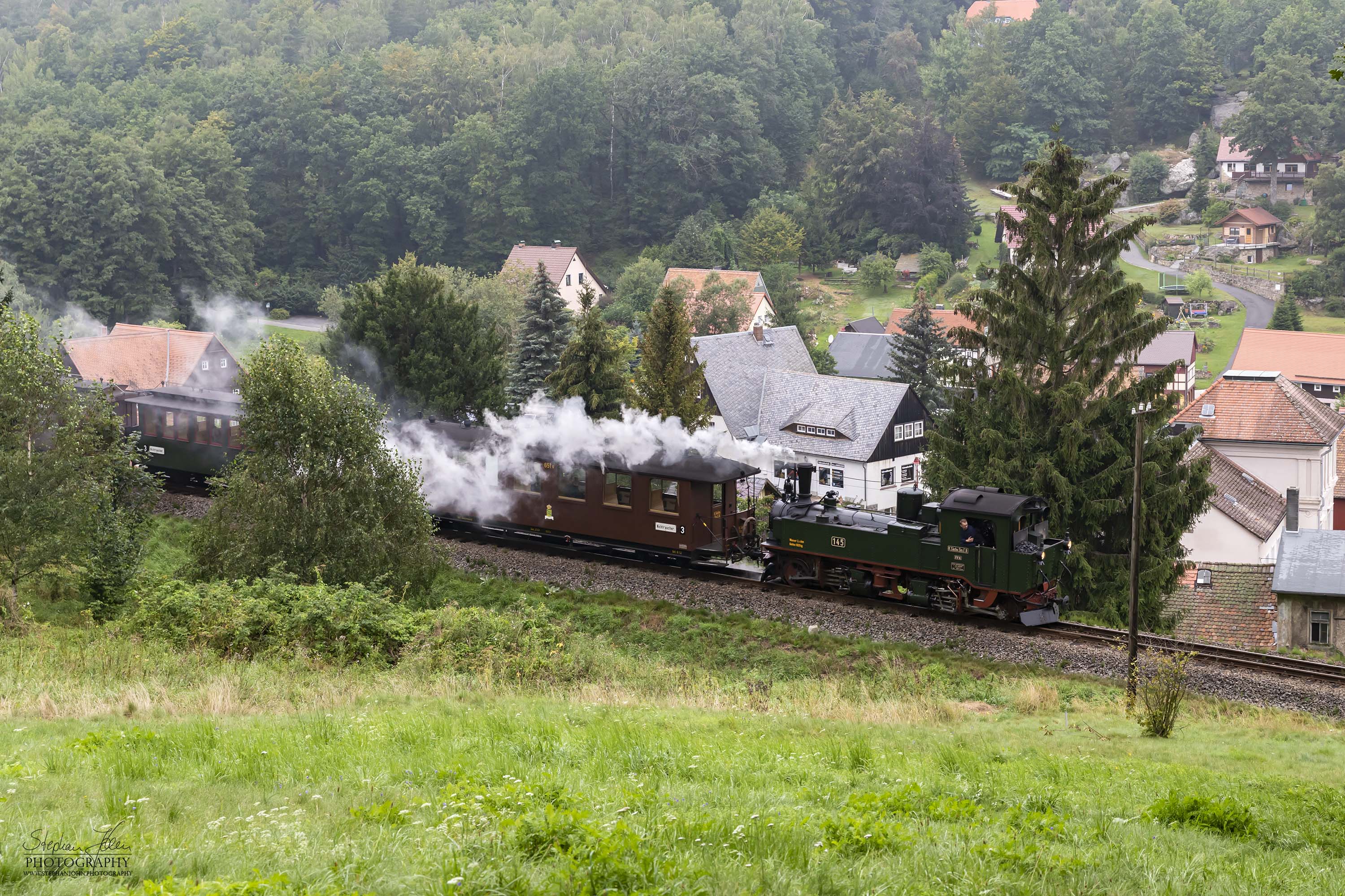 GmP 401 verlässt Johnsdorf in Richtung Bertsdorf