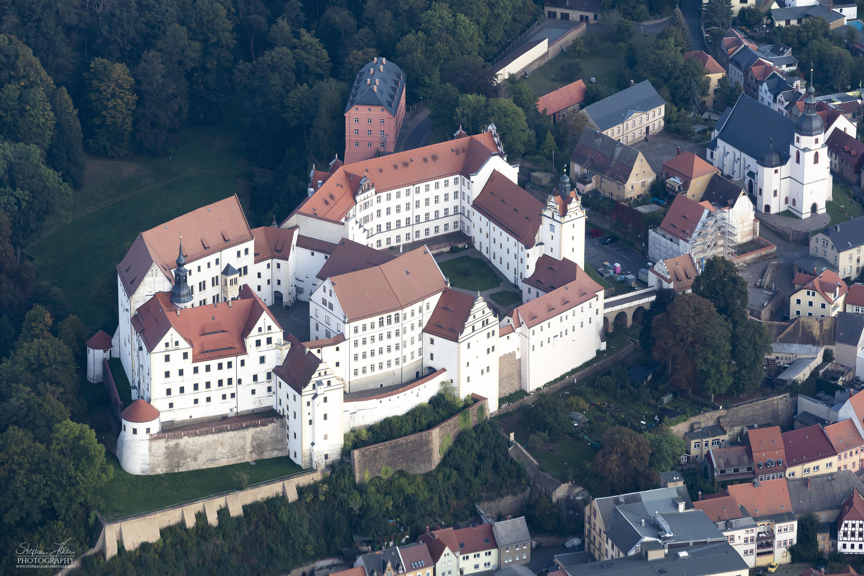 <p>Stadt und Schloss Colditz an der Zwickauer Mulde</p>