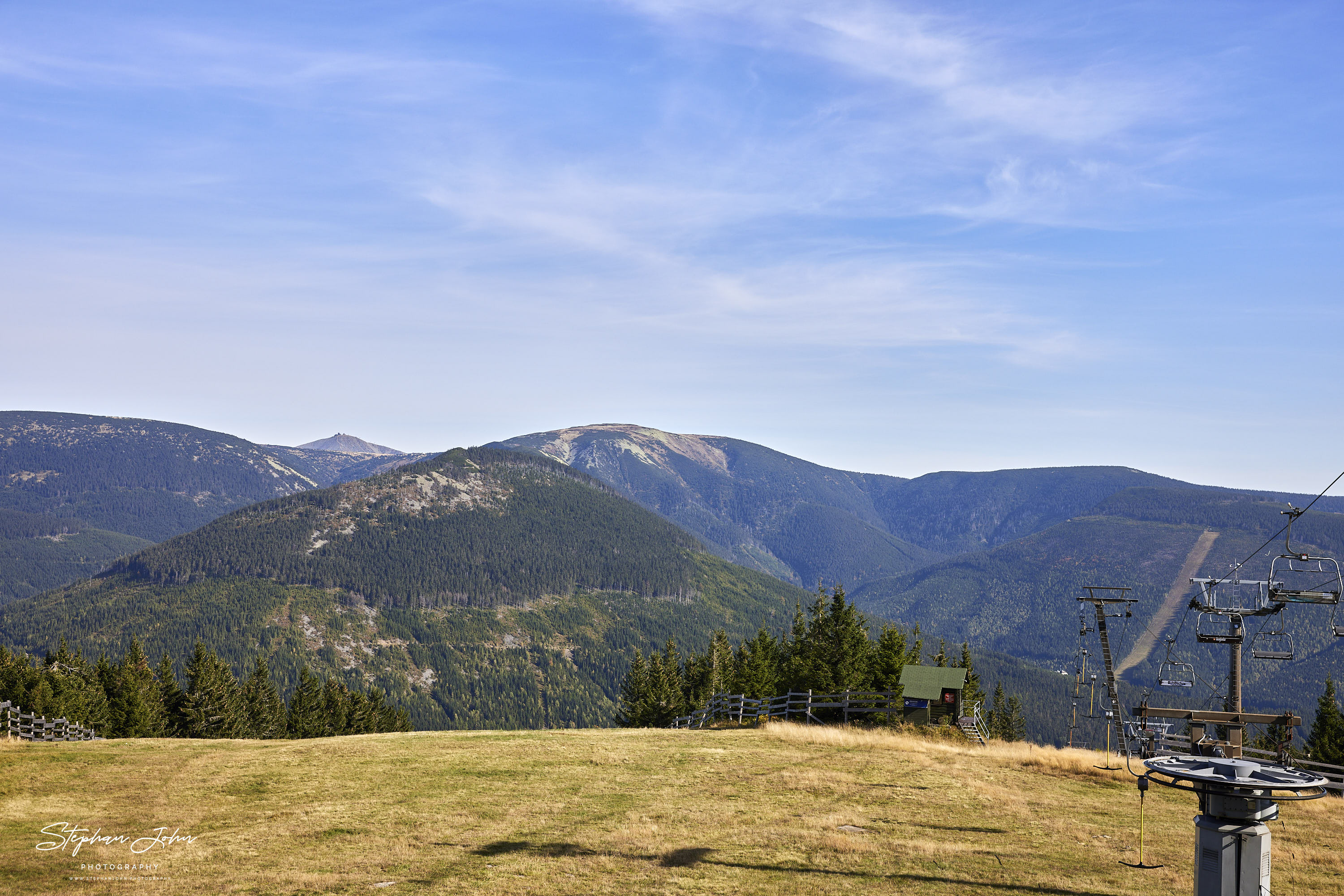 Blick vom Medvědín in Richtung Schneekoppe