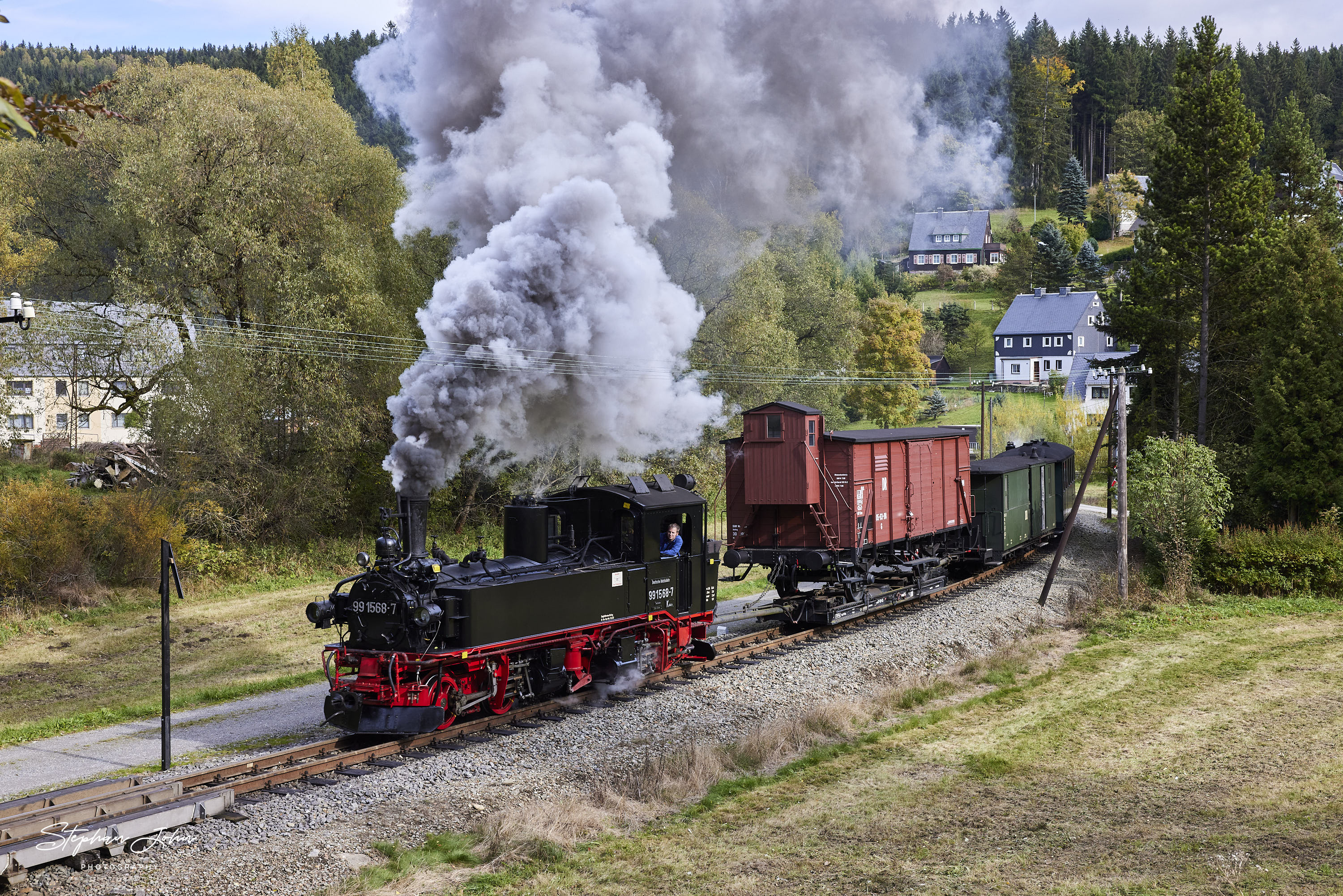 Ausfahrt des PmG 24203 aus Schmalzgrube in Richtung Jöhstadt