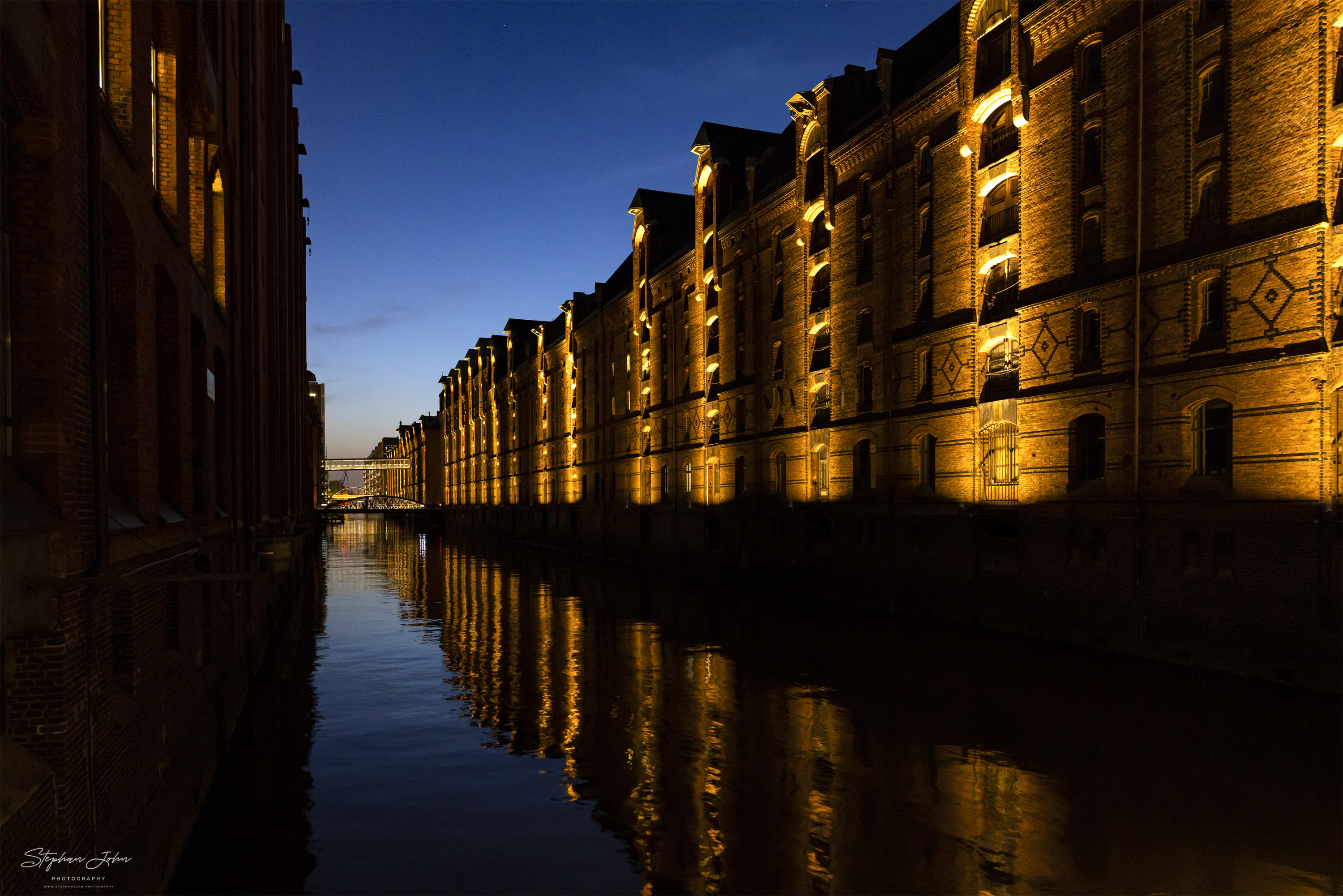 Kanal in der Speicherstadt Hamburg