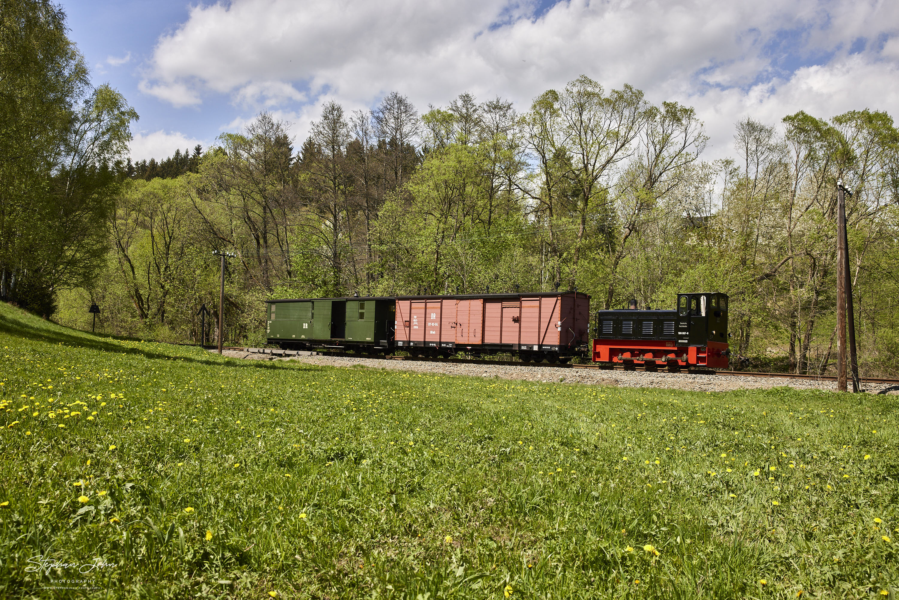 G 11290 mit Lok 199 007-6 (Ns4) erreicht Schmalzgrube