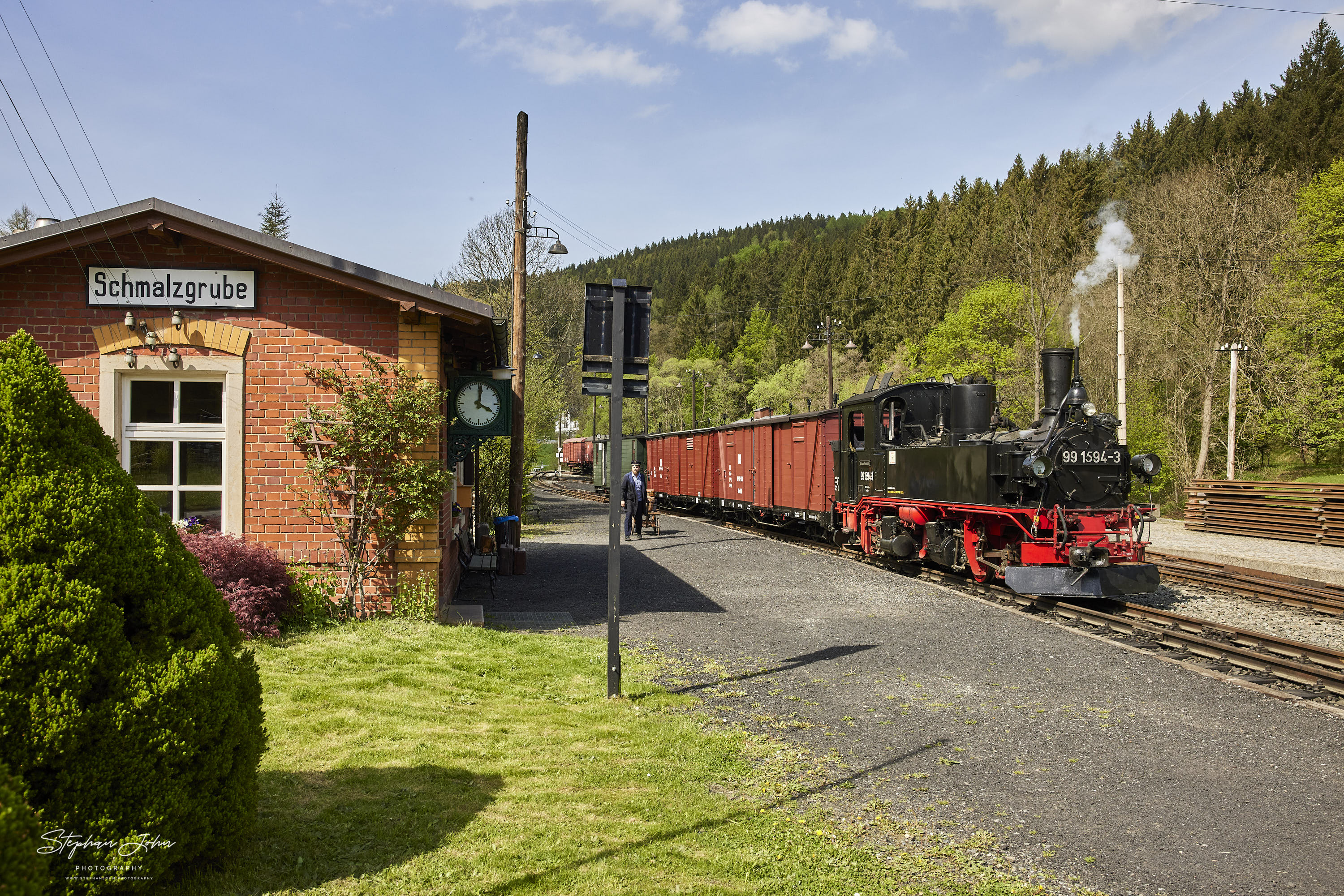 G 11205 wartet in Schmalzgrube auf den Gegenzug