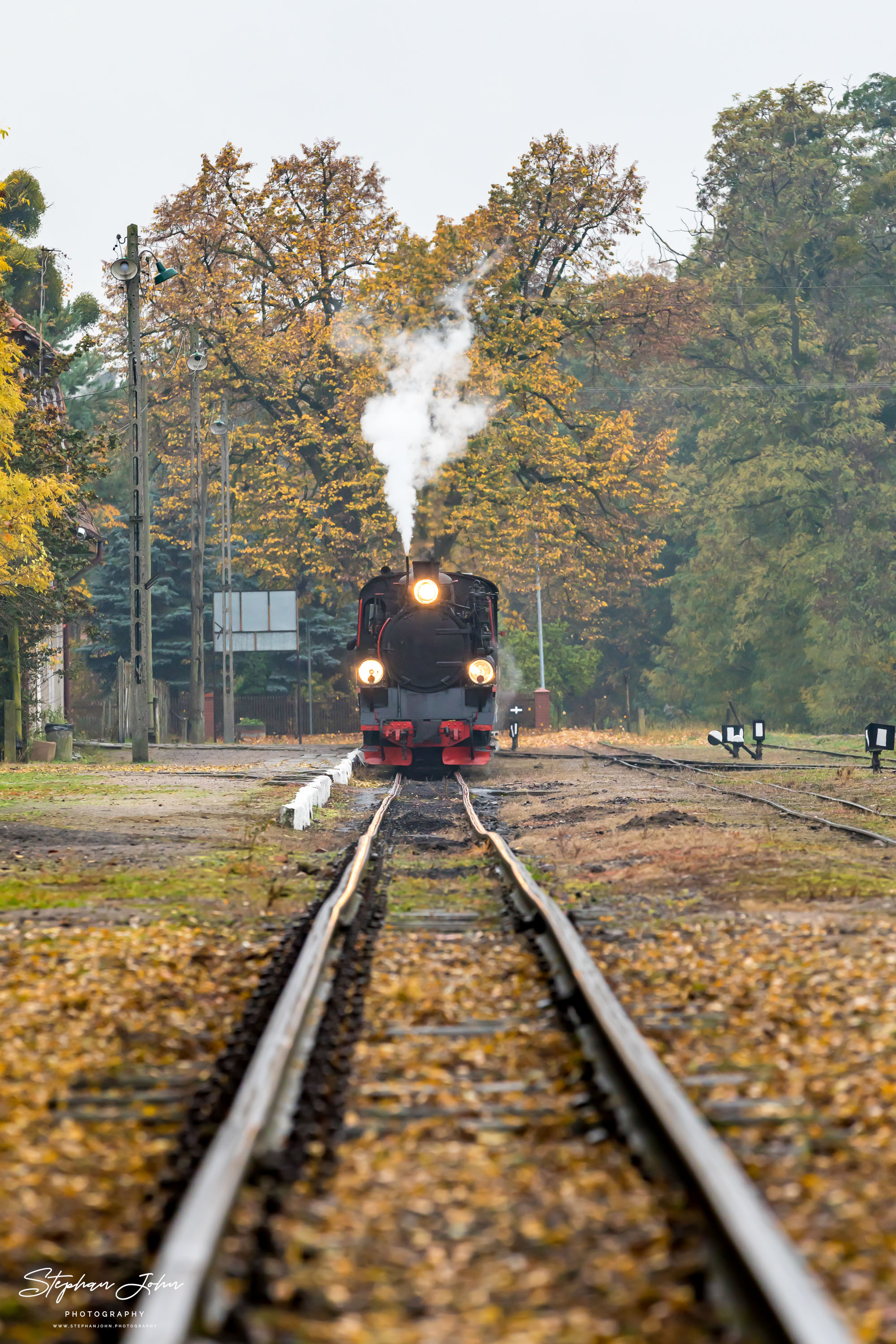 Lok Px48-1920 steht mit einem GmP in Zaniemyśl