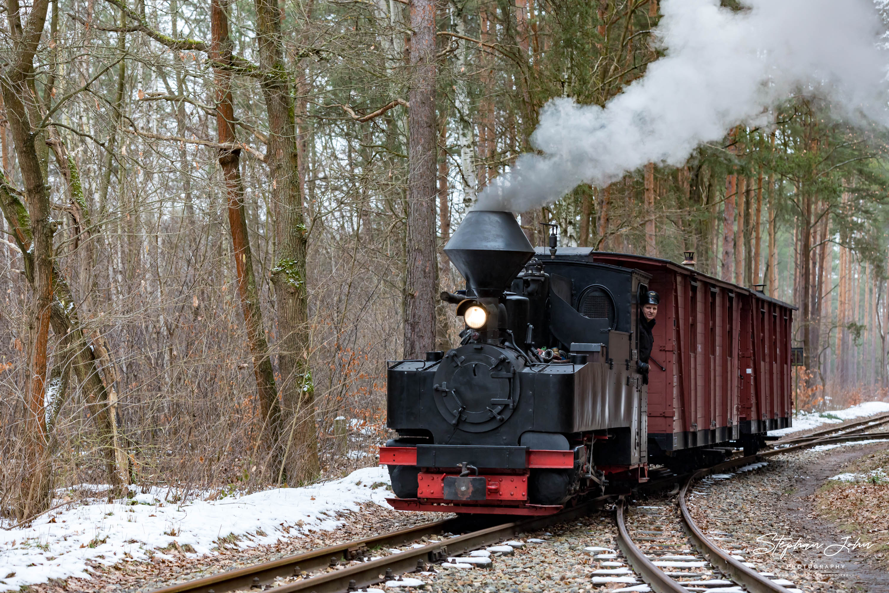 Rangierarbeiten mit 99 3315-1 im Bahnhof der alten Brikettfabrik