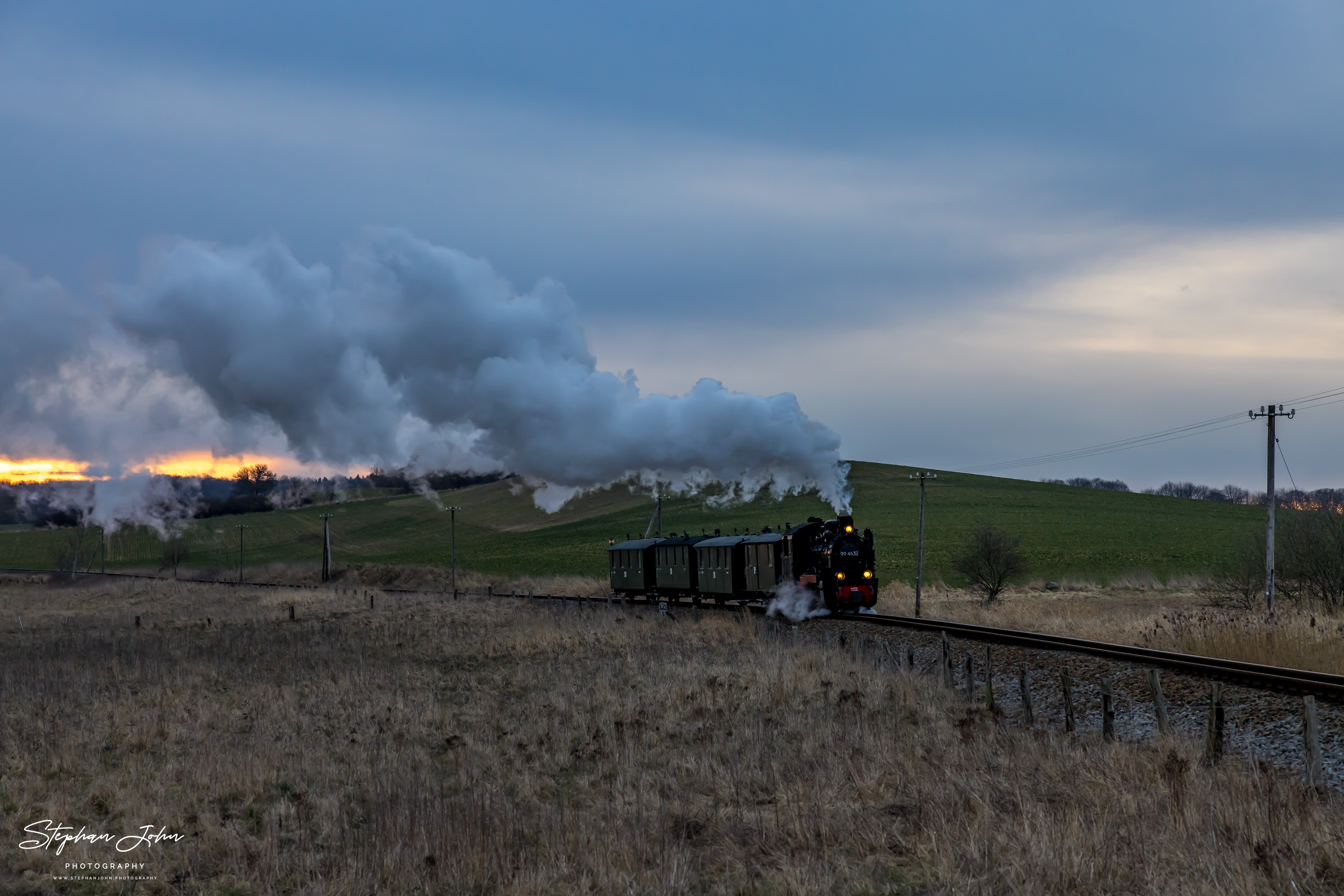 Zug P 221 mit Lok 99 4632 bei Seelvitz