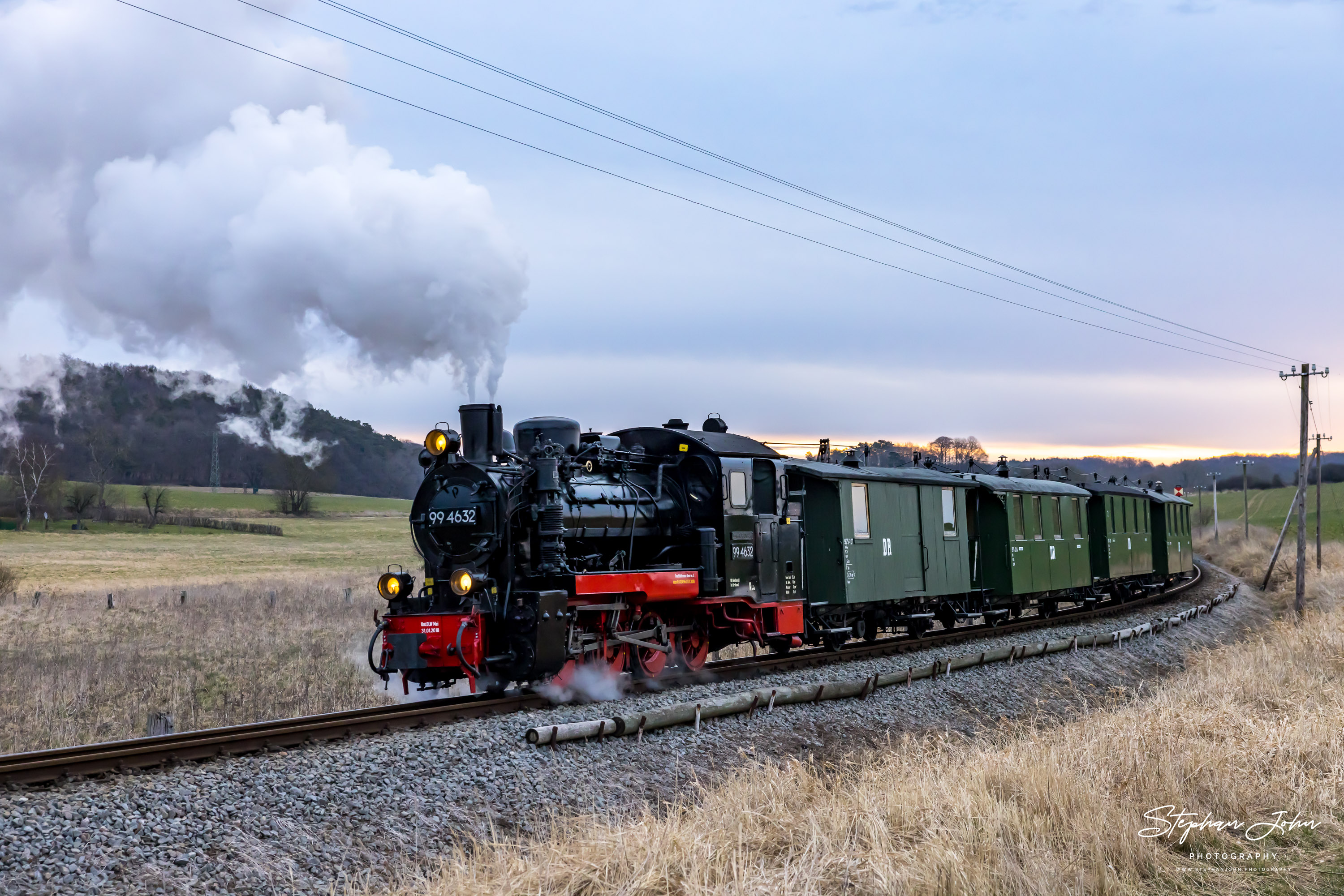 Zug P 221 mit Lok 99 4632 bei Seelvitz