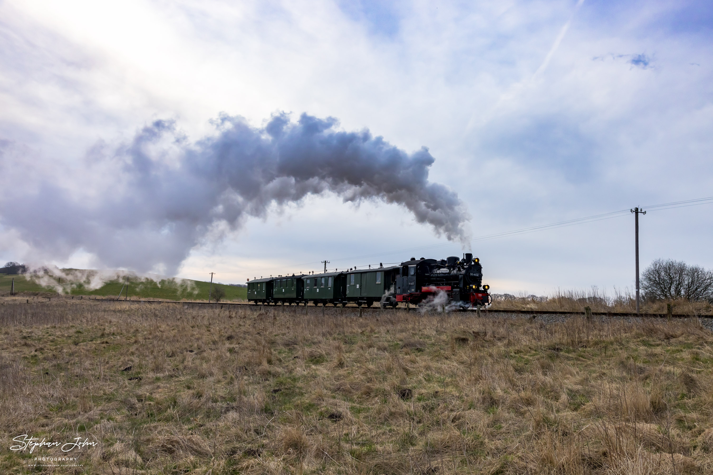 Zug P 221 mit Lok 99 4632 bei Seelvitz