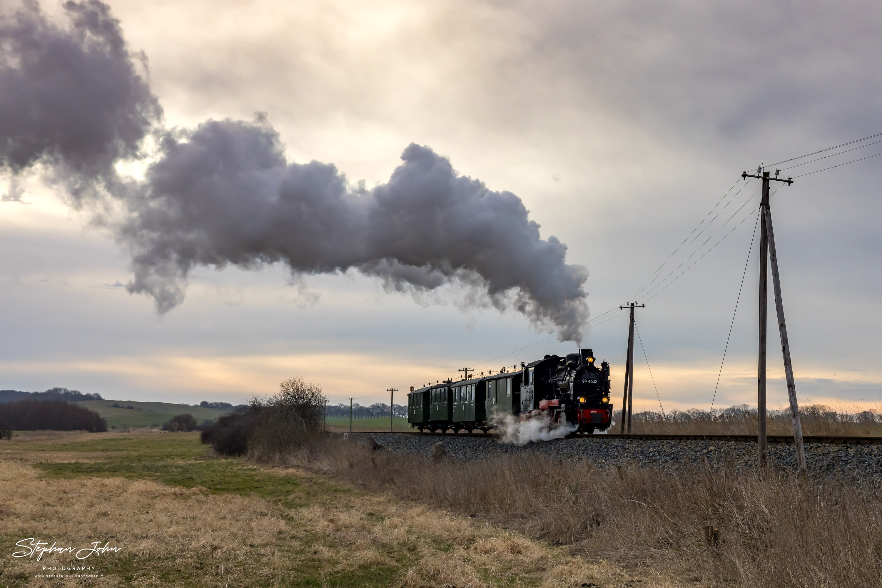 Zug P 221 mit Lok 99 4632 bei Posewald