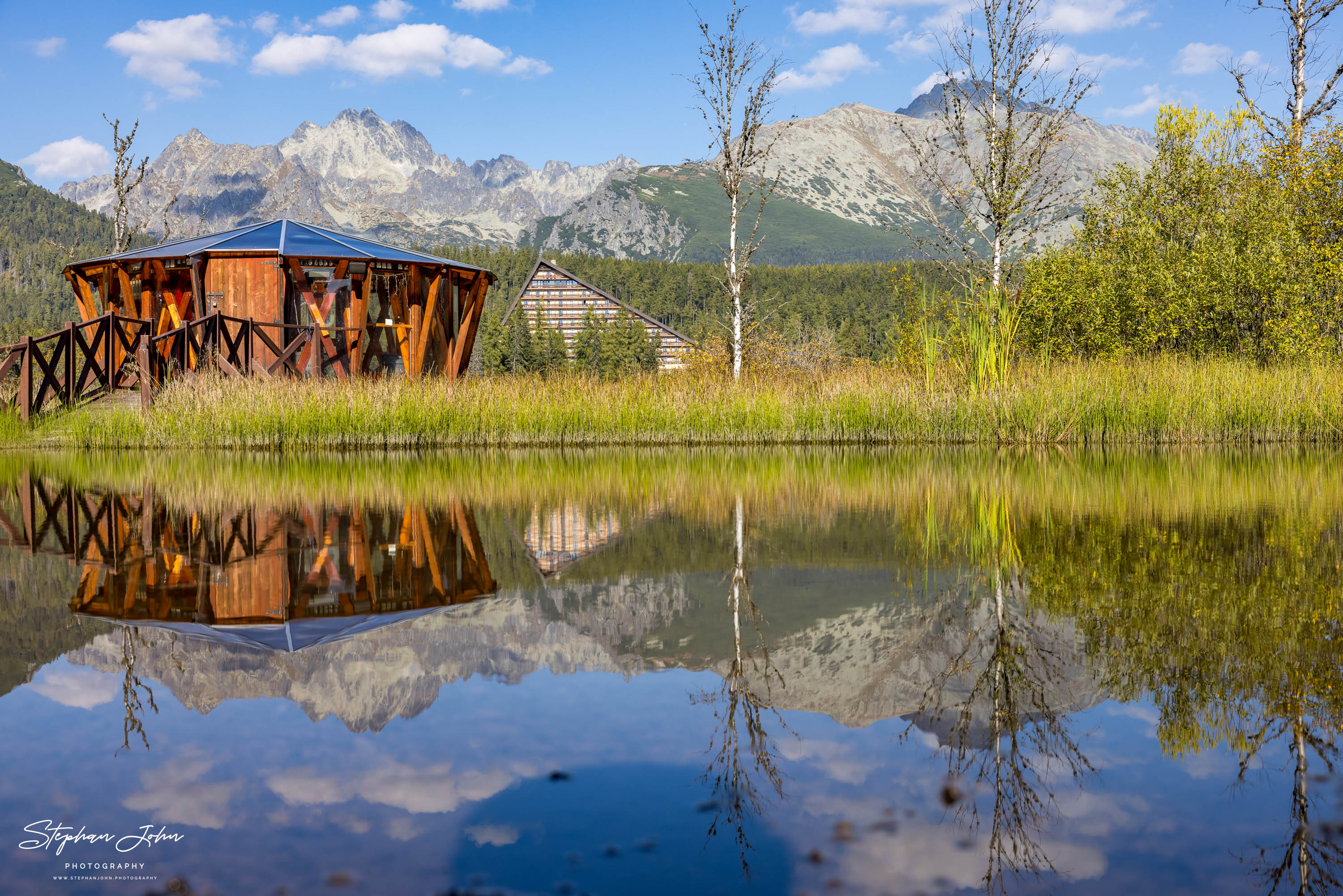 Der Štrbské Pleso (Tschirmer See) in der Hohen Tatra