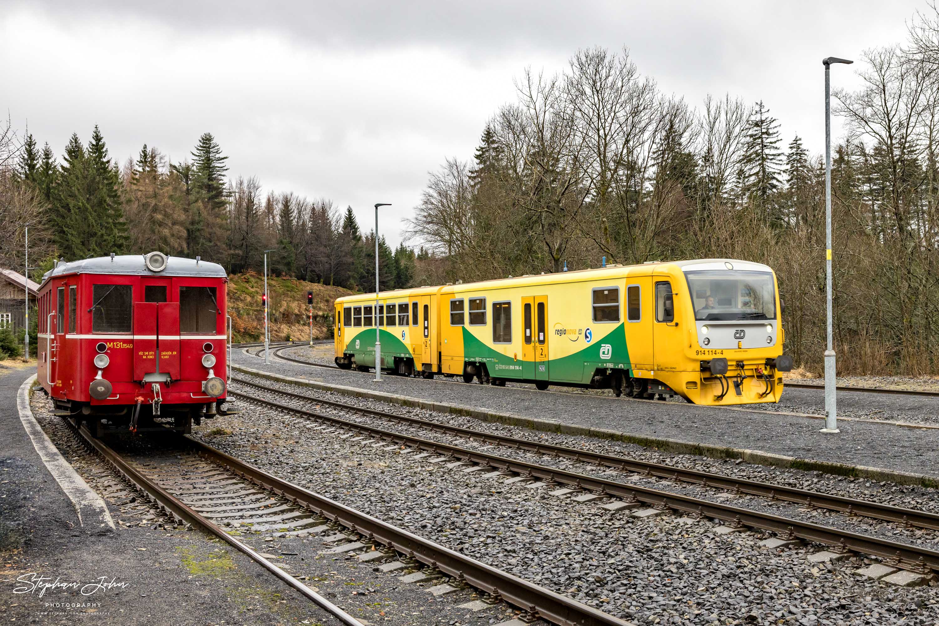 <p>M131.1549 Hurvinek in Jedlová. Zug OS 6656 nach Rumburk fährt ein.</p>