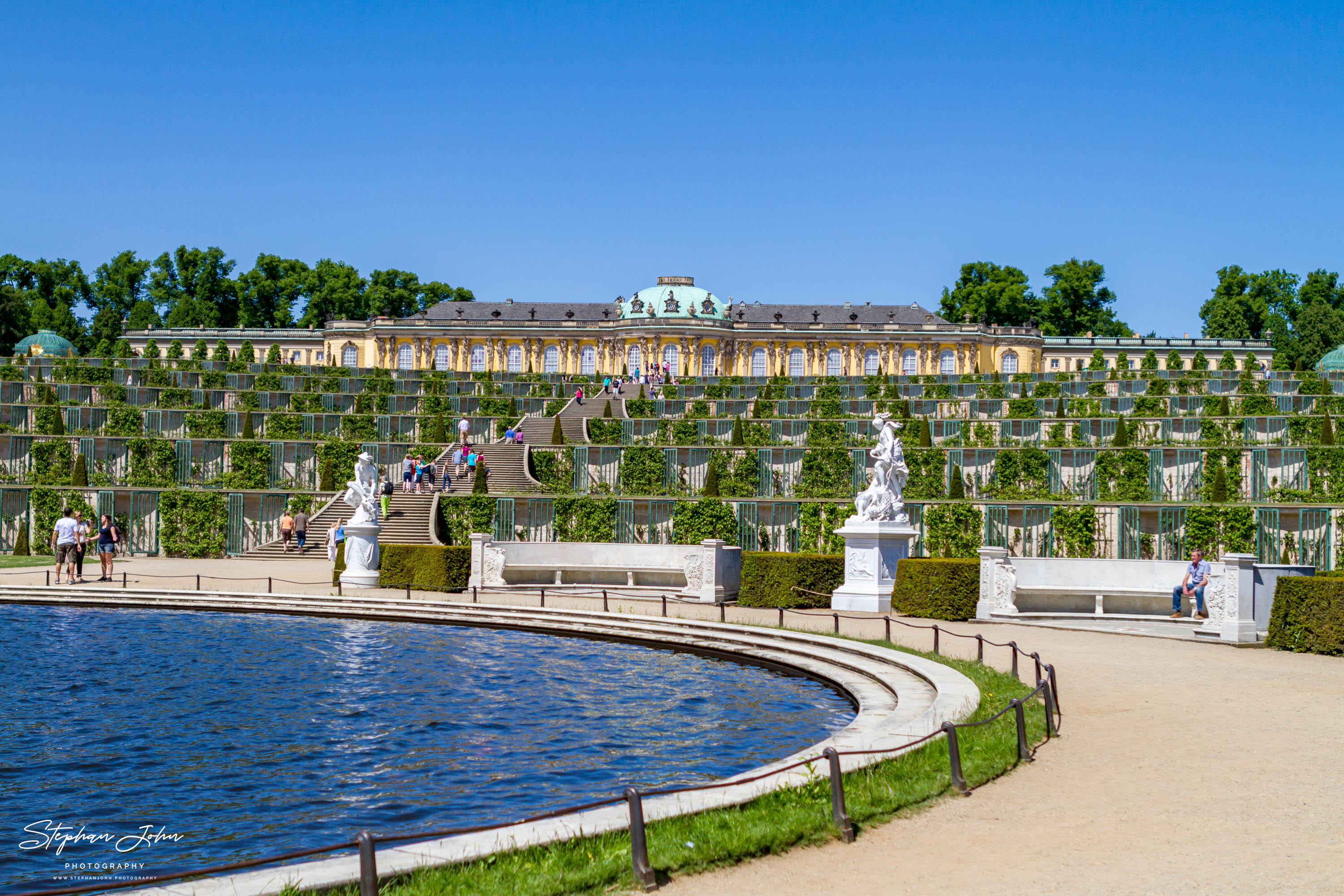 Schloss und Park Sanssouci in Potsdam